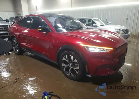 2021 Ford Mustang Mach-E Premium z USA, uszkodzony, nr VIN 3FMTK3SU5MMA03225